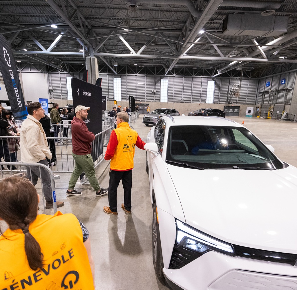 Le Salon du véhicule électrique de Québec (SVEQ) 2024 au Centre de foires d'ExpoCité.
